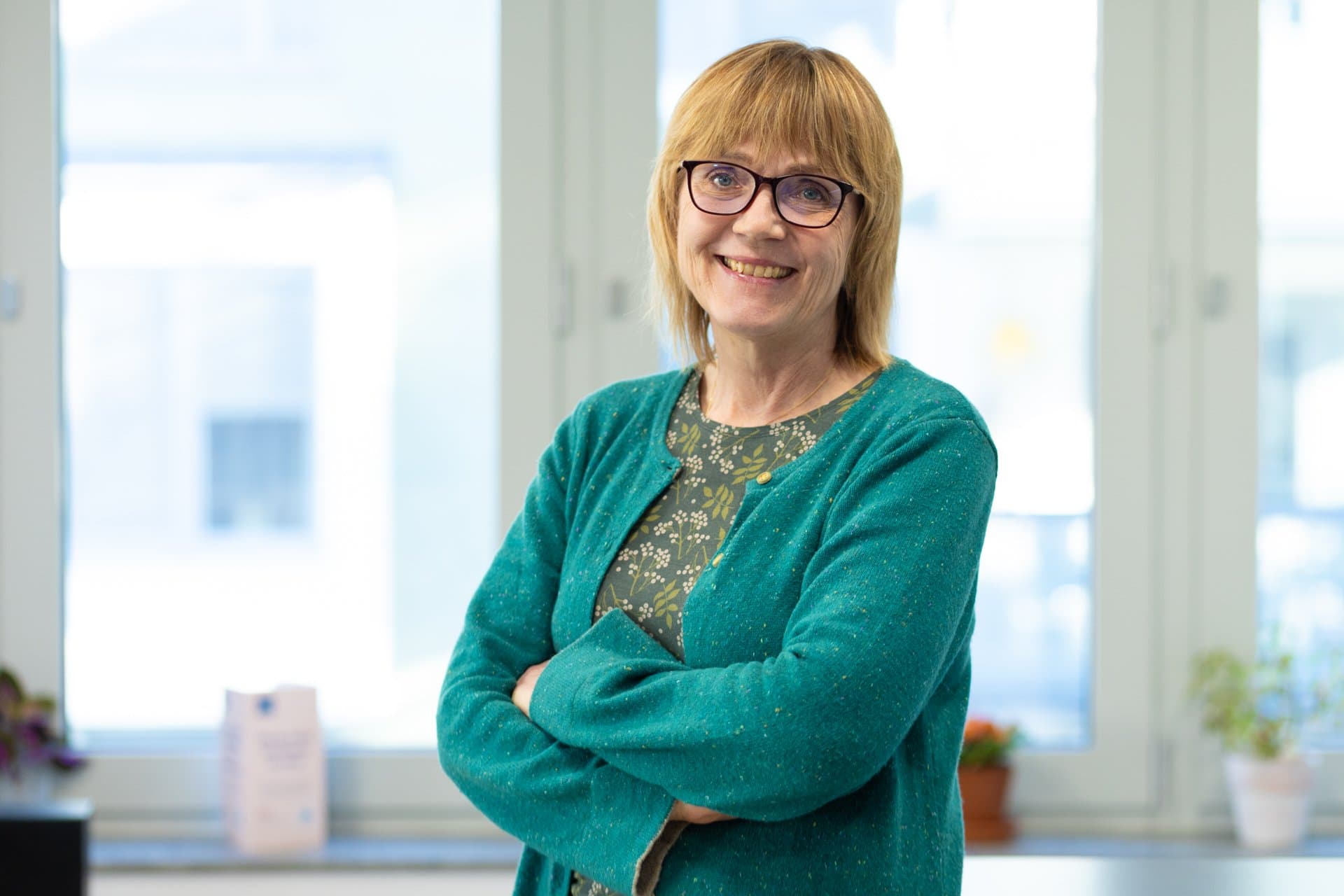 Docent Anna Forsberg i personalrummet.