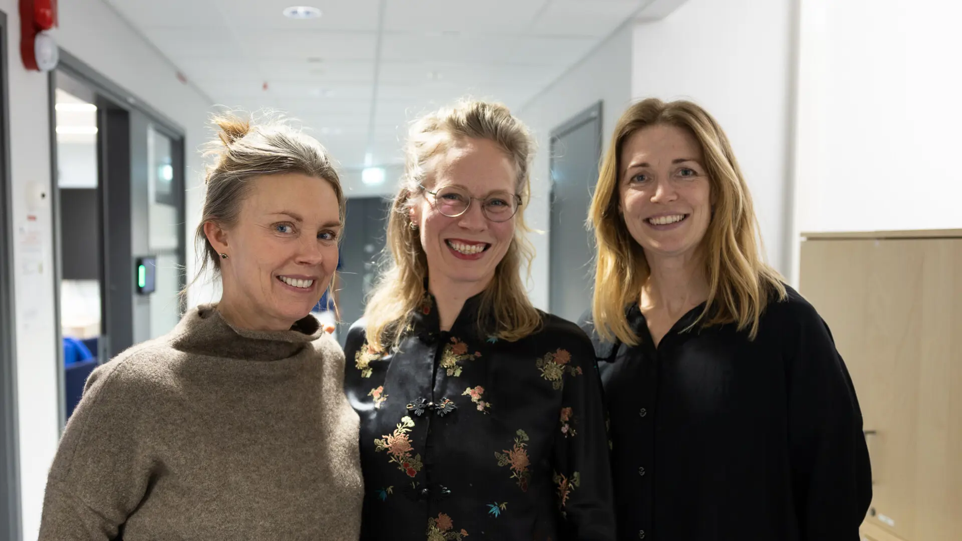 Marielle Rotzius, utvecklingsansvarig på BB S:t Göran, Anna Jensen, barnmorska och projektledare på Doula & kulturtolk Stockholm och Hanne Fjellvang, vårdenhetschef på BB S:t Göran.